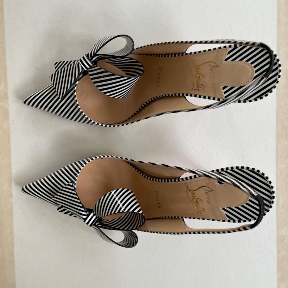 Christian Louboutin  Clare Nodo Heels - Picture 2 of 6